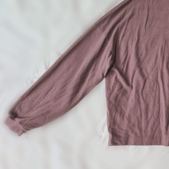 Twik's lilac women's turtleneck - Picture 2 of 3